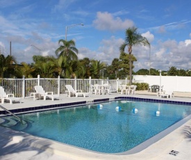 Sunshine Inn & Suites Venice, Florida