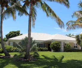 verobeachvilla Florida Coastal Contemporary Luxurious 4BR Pool SPA Vacation Rental Villa