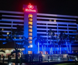 Hilton Palm Beach Airport