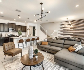 LAST MINUTE OFFER!! ASTOUNDING TOWNHOME At SOLTERRA