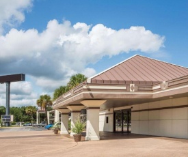 Travelodge by Wyndham Deltona