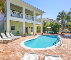 Luxury Home! Private Pool- Free 6 Seat Golf Cart! 3 Minutes to Beach