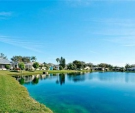 Craig House with Heated Pool on small lake