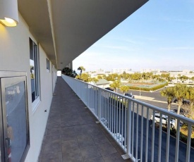 Unit 412 - West Water View! Silver Unit! FREE BEACH SERVICE!