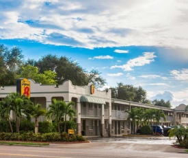 Super 8 by Wyndham Bradenton Sarasota Area