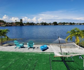 Lake Life - 3/2 Lake House With Spectacular View