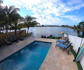 Tropical Oasis* Private Pool*LakeHouse