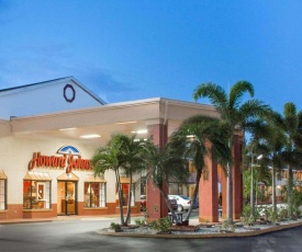 Howard Johnson by Wyndham Ft. Myers FL