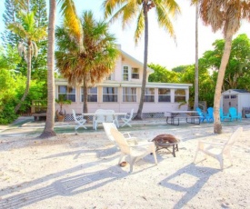 Beachfront Dunes, Sleeps 8, 3 Bedrooms plus Den, Gulf Front, Pet Friendly