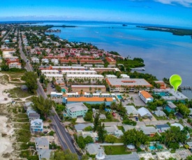 The Anna Maria Island Beach Palms 2B