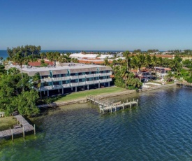 The Anna Maria Island Beach Palms 5B