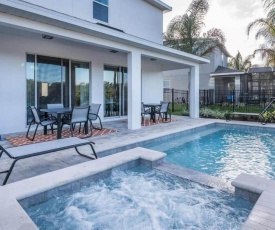 Luxury Villa with Private Pool on Encore Resort at Reunion, Orlando Villa 4695