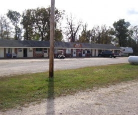 Ozark Plaza Motel