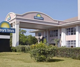 Days Inn by Wyndham Gainesville University