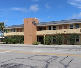 Curtis Inn & Suites