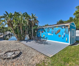 Colorful Canalfront Home - Boat Dock, Deck, Kayaks