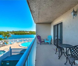 Bay Shores Yacht & Tennis 208, 2 Bedrooms, Sleeps 6, Heated Pool, Spa, Bay View