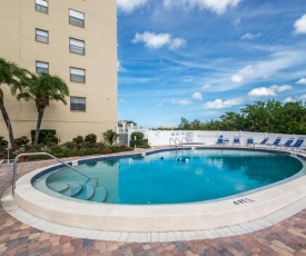 Family friendly condo nestled between the Gulf of Mexico and the Intercoastal Waterway BYTC206