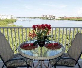 Gulf Retreat 2: Magnificent Water Views, Steps to Beach, None Cleaner, None Nicer!